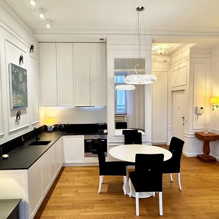 Mondrian Luxury Suites & Apartments Old Town Varsovie Extérieur photo